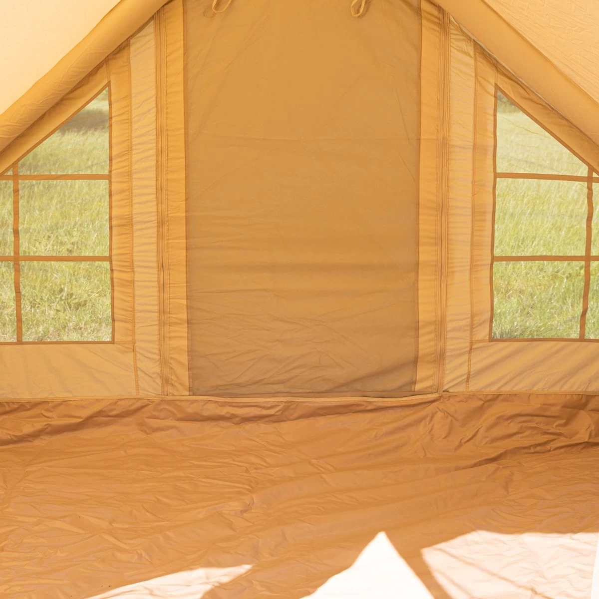Opblaasbare Vier Persoons Tent Beige 300x200x210 Cm - Afbeelding 12