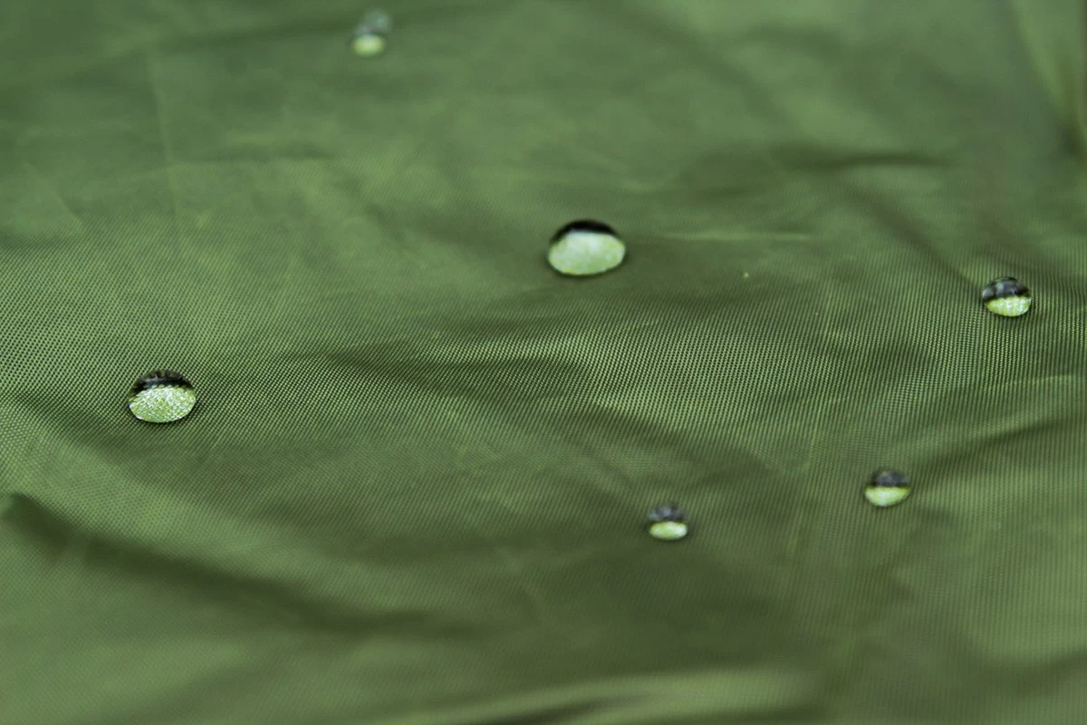 FisherPro Karpertent Met Stormcover – Vistent – Tent - Bescherming Tegen Zon En Wind – 100% Waterdichte Stormhoes – Met Handige Meeneemtas – Ook Geschikt Als Strandtent Of Festivaltent – Extra Veiligheid En Warmte Door Stormcover - Afbeelding 17